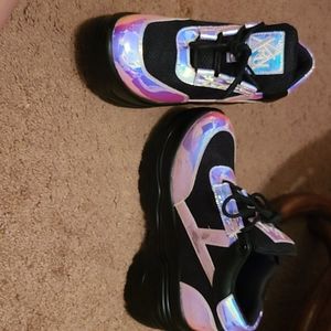 YRU shoes